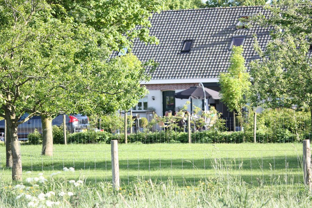 Bed and Breakfast De Nachtdijk Вейк-бей-Дурстеде Екстер'єр фото